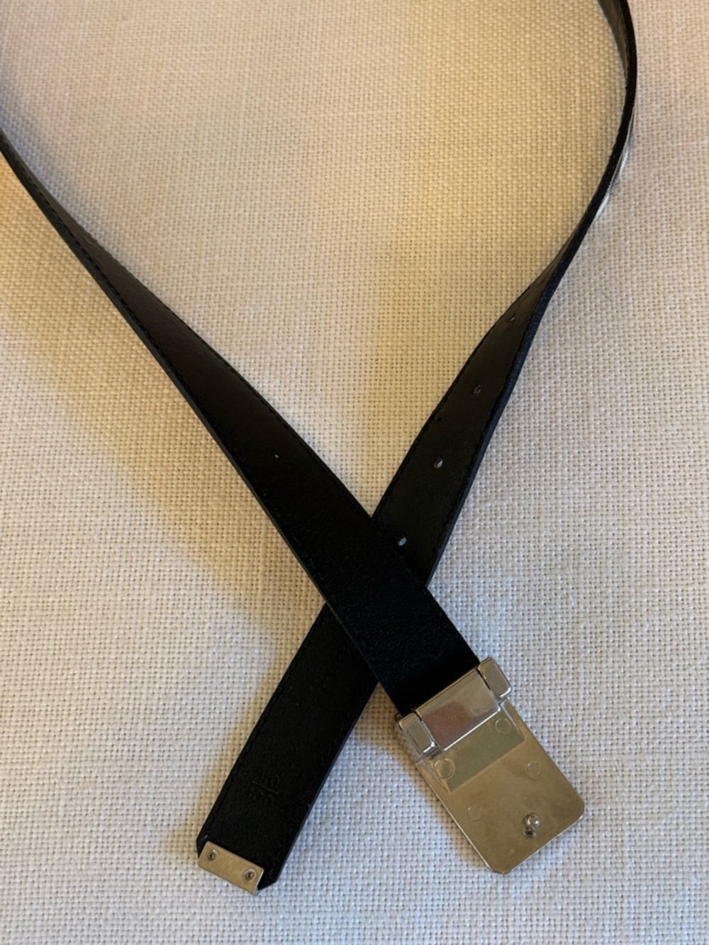 Excellent Condition Burberry Haymarket Plaid Belt with Silver Buckle size 40 - Picture 6 of 13